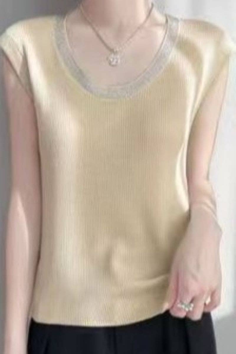 PEACH ACCESSORIES - Embellished Ribbed Knit Sleeveless Top SK173