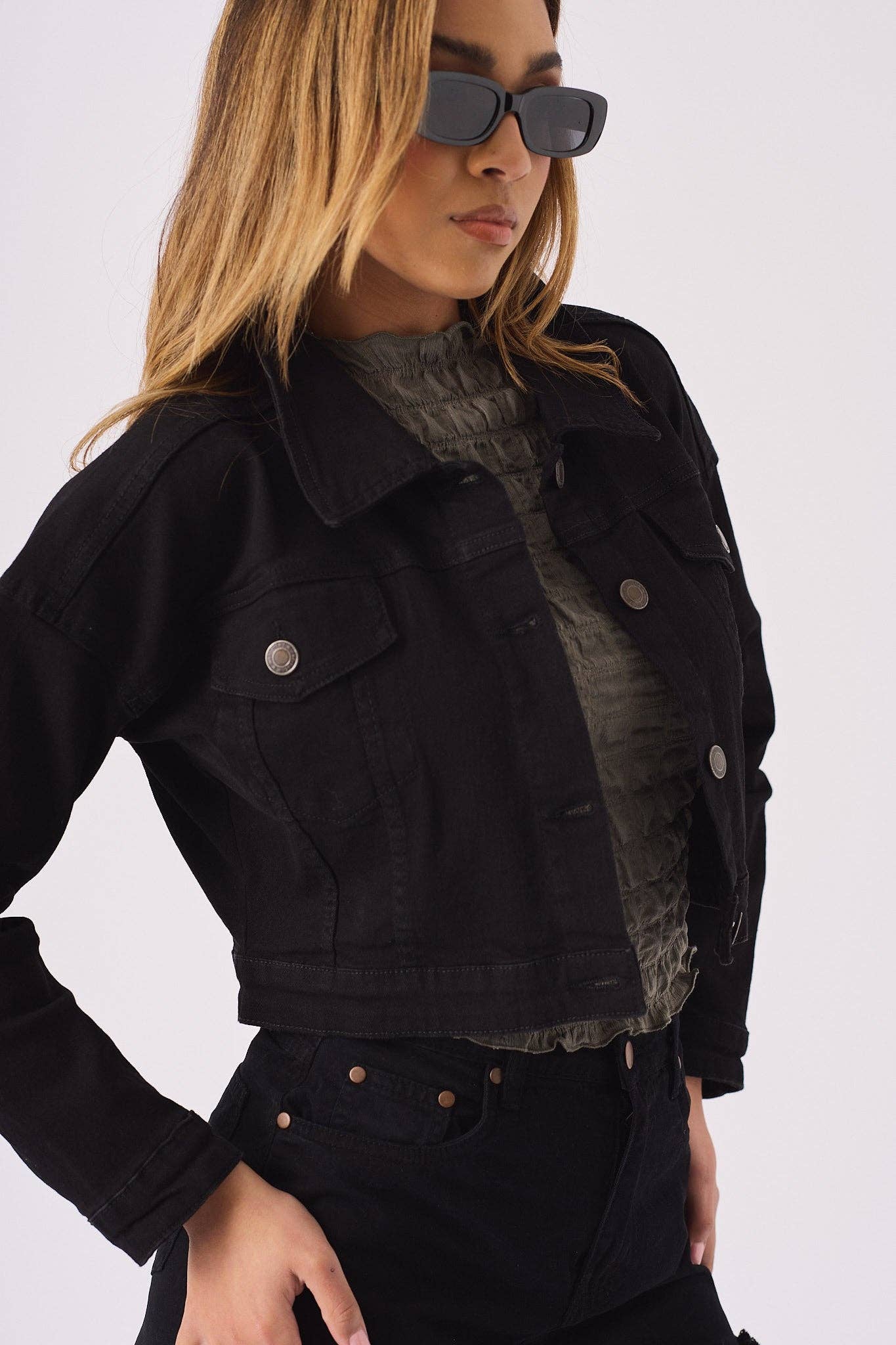 Red Ox Fashion Limited - CROPPED DENIM JACKET - BLACK