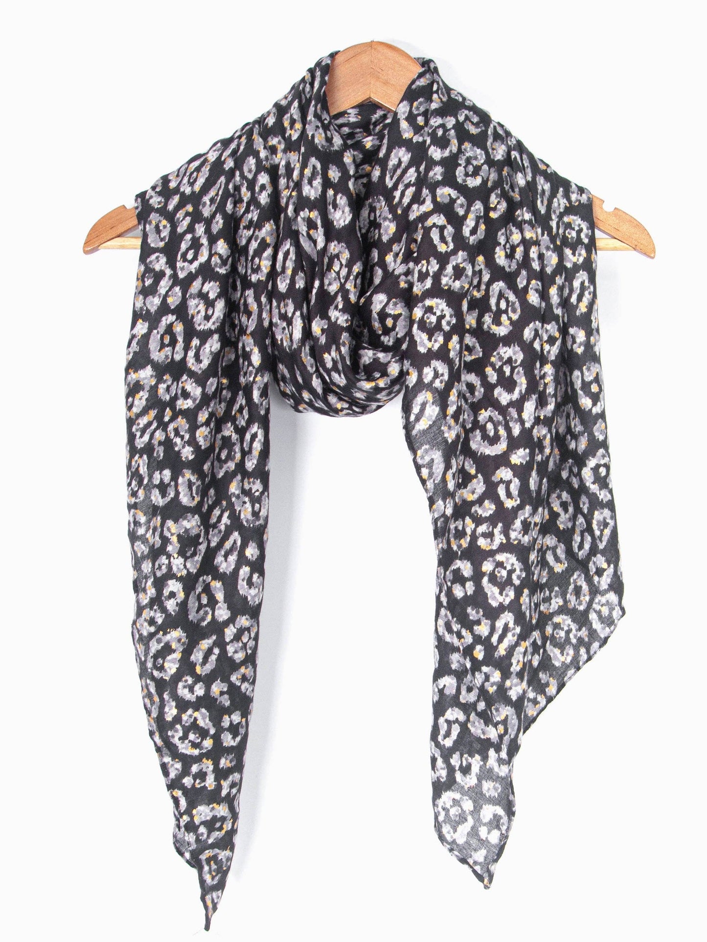 Sarta Accessories - Kim Lightweight Scarf - Black, Animal Foil