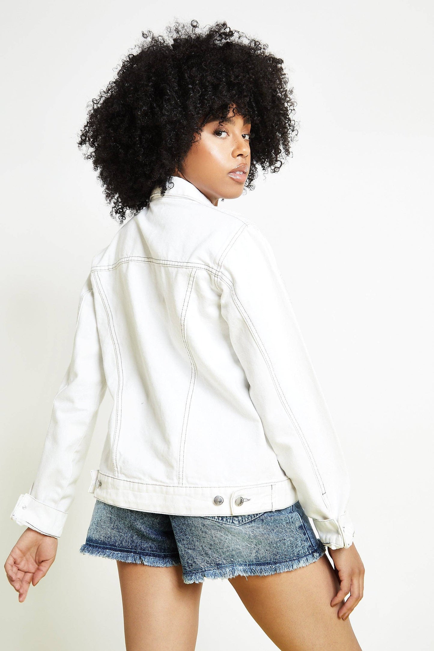 Red Ox Fashion Limited - TRUCKER DENIM JACKET - WHITE