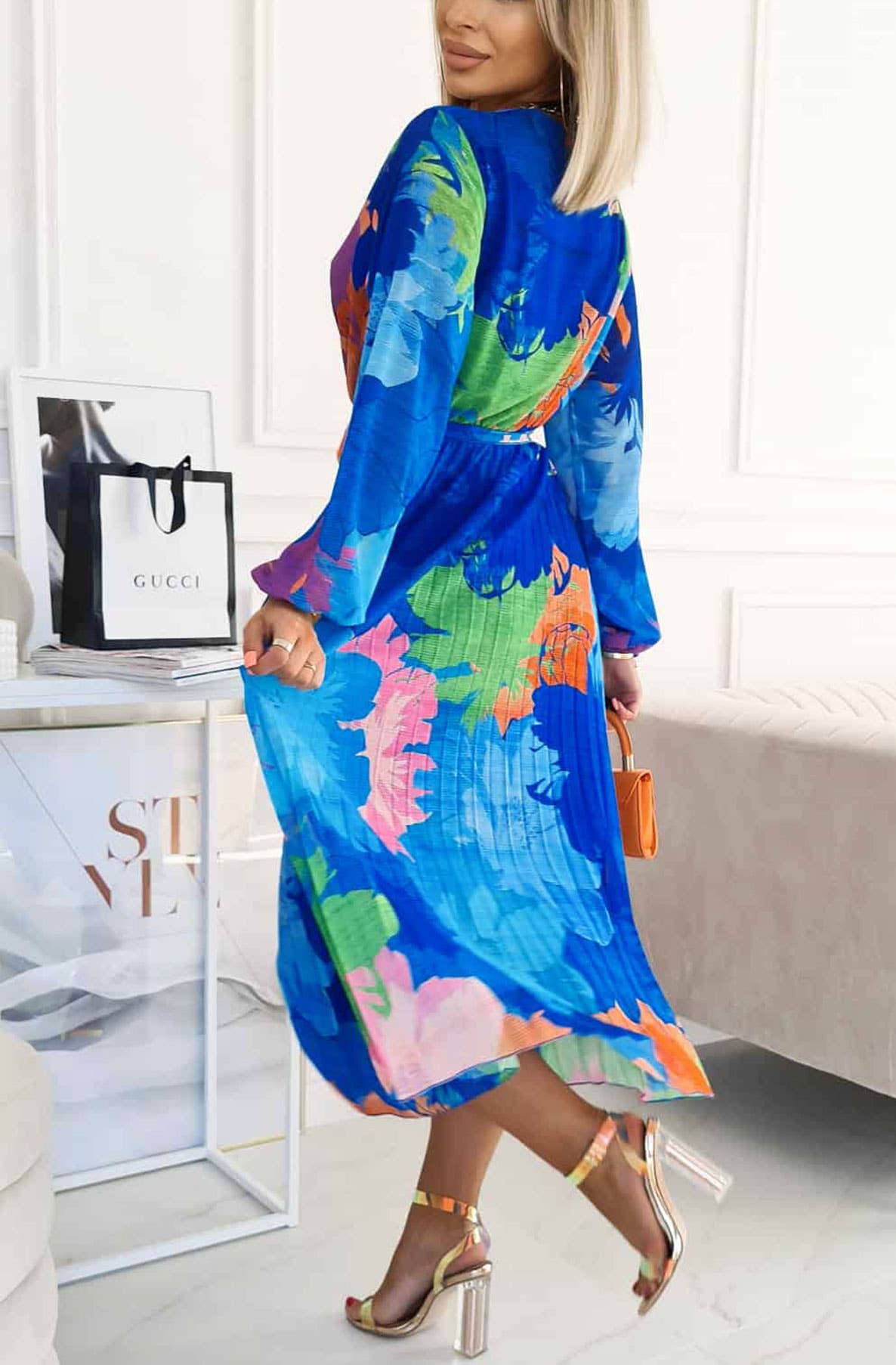 Catwalk Wholesale - Sharon Floral Chiffon Pleated Maxi Dress-Royal Blue